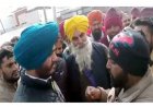 किसानों और बेरोजगारों ने गांव राणा में कांग्रेस उम्मीदवार घुबाया को पूछे तीखे सवाल