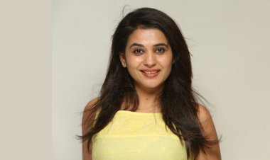 Navigating a Chaotic world With Clarity. - Life coach Hema Thareja